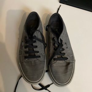 Men’s size 8.5 vans